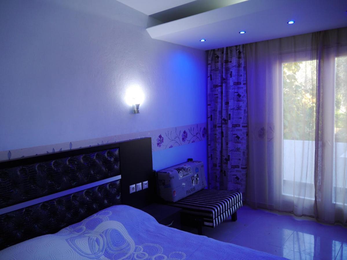 Blue Bay Beach Hotel Kinira Exterior foto