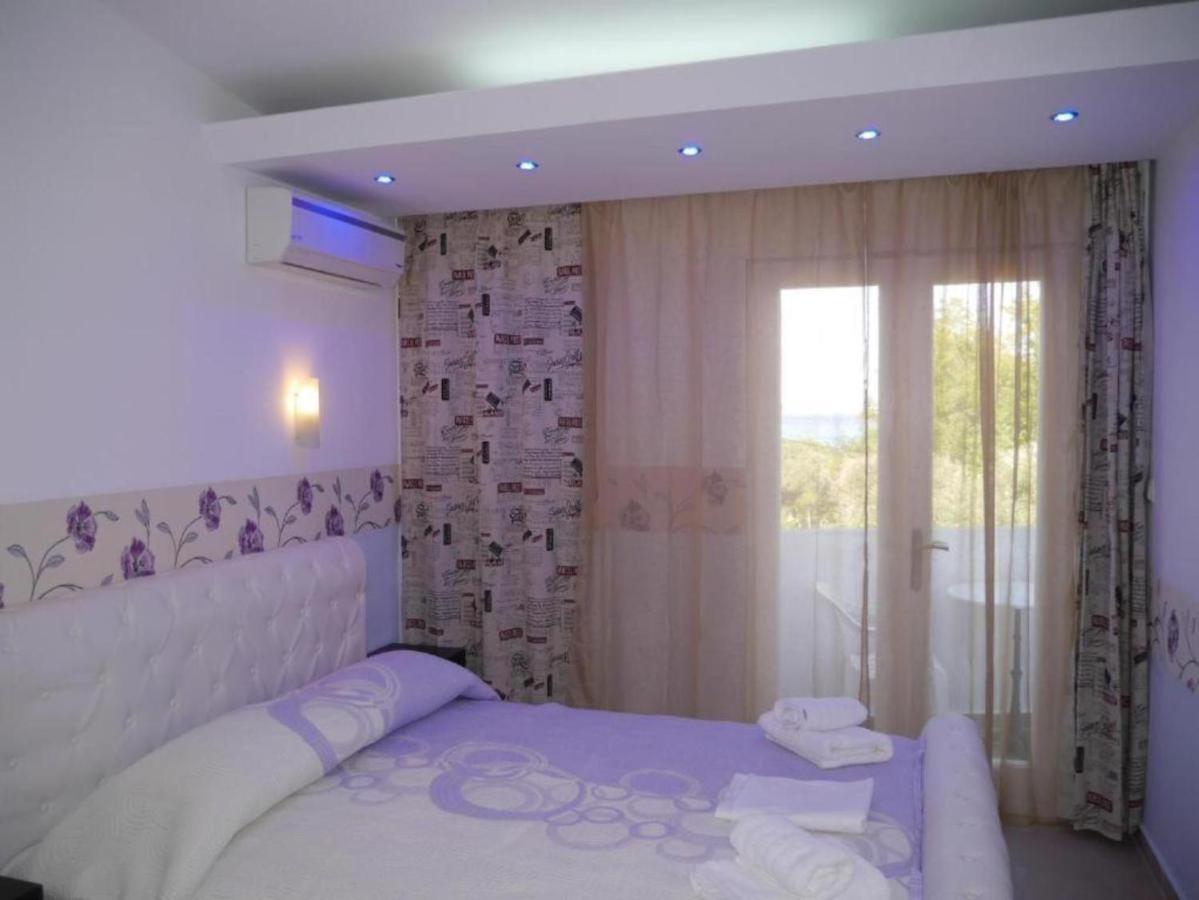 Blue Bay Beach Hotel Kinira Exterior foto