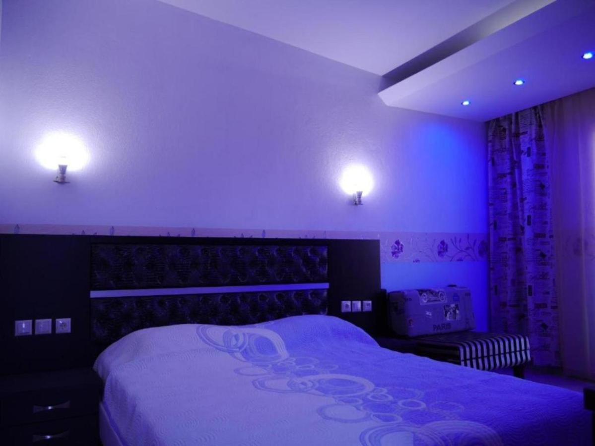 Blue Bay Beach Hotel Kinira Exterior foto