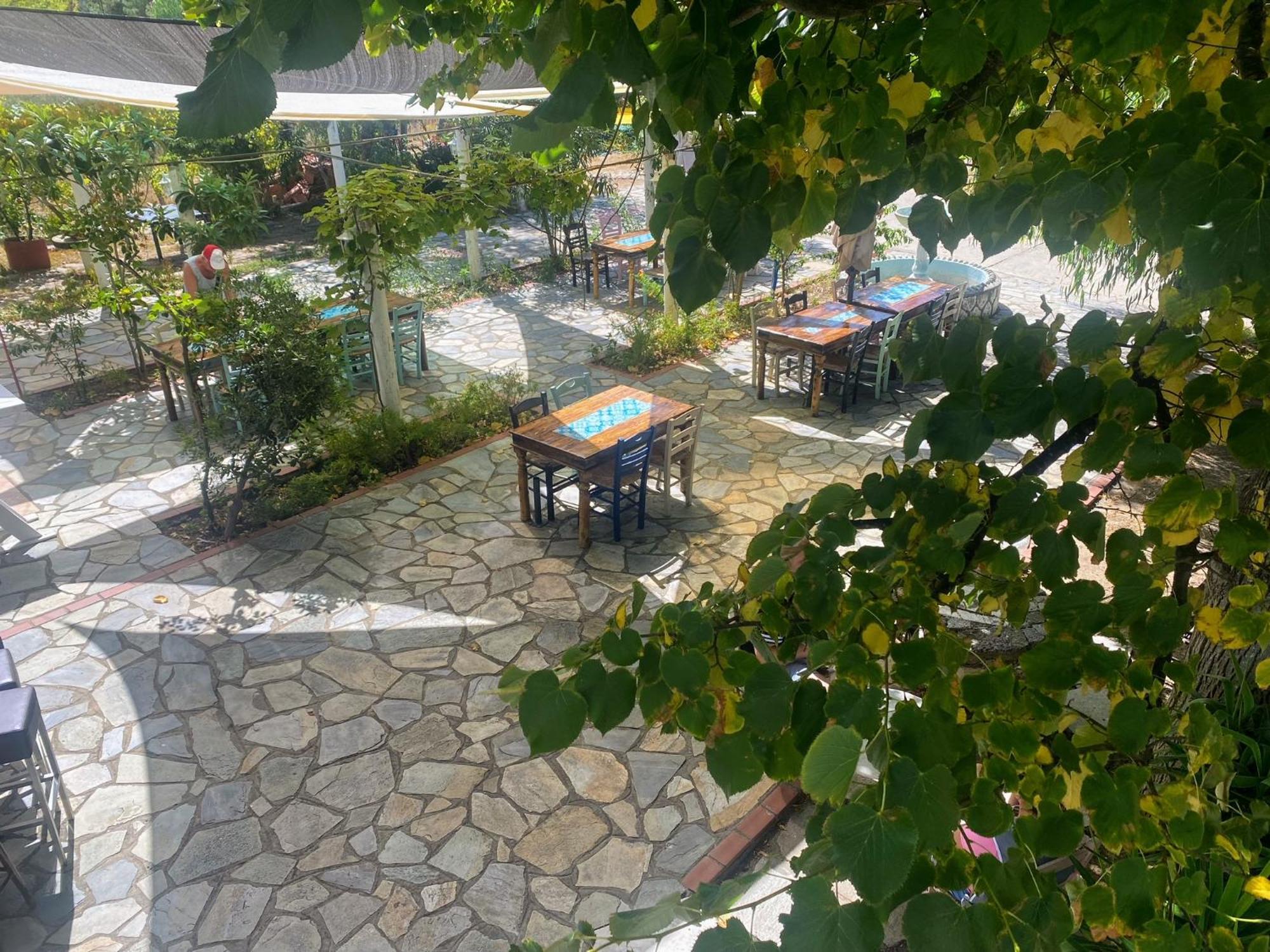 Blue Bay Beach Hotel Kinira Exterior foto