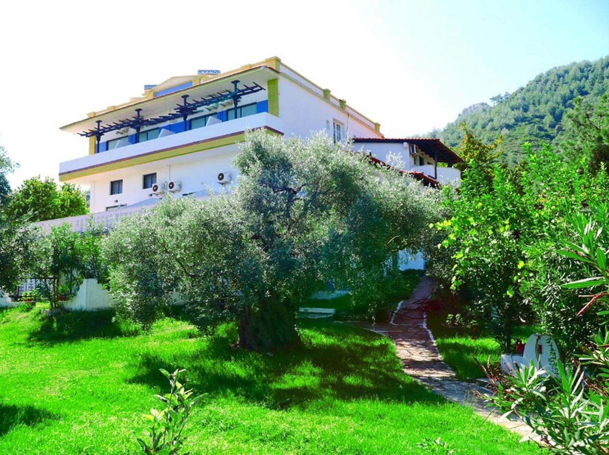 Blue Bay Beach Hotel Kinira Exterior foto