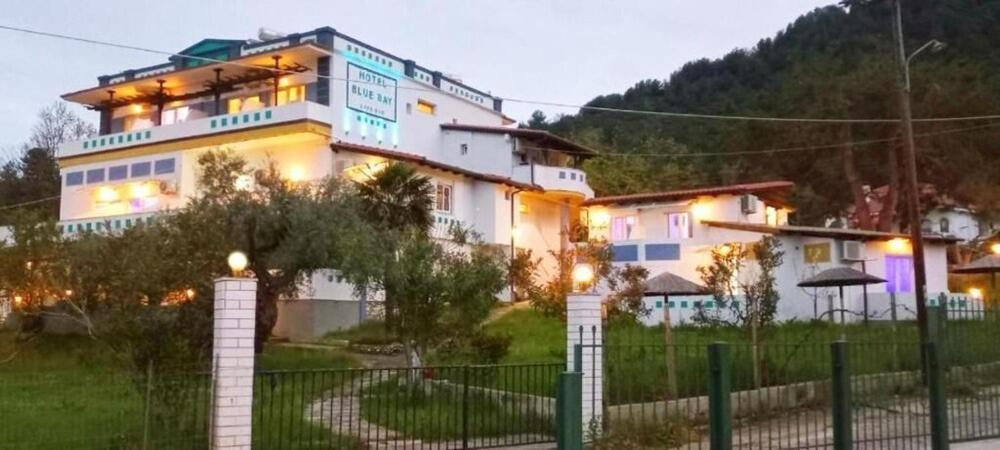 Blue Bay Beach Hotel Kinira Exterior foto